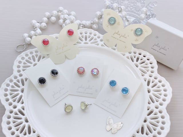 【 ドロップピアスの作り方 】〜キャンディみたいに可愛いピアスを作りながらグルーデコを学べます〜