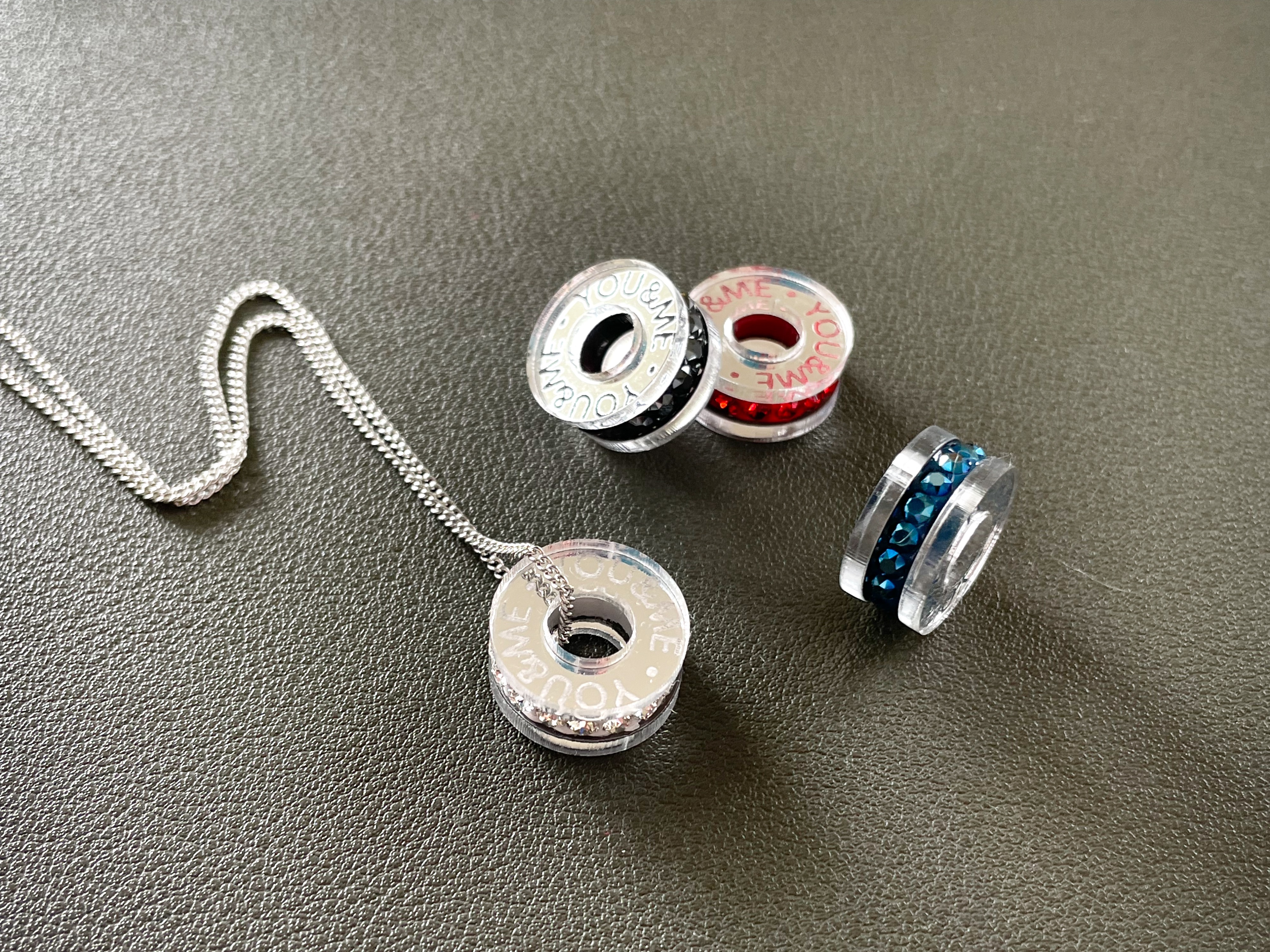 グルーデコで作るアクリルロンデル