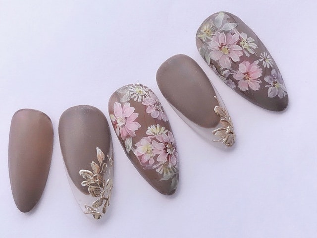 動画 奥行きお花ネイルのやり方 ドライフラワー編 Fantist 動画 奥行きお花ネイルのやり方 ドライフラワー編 Fantist