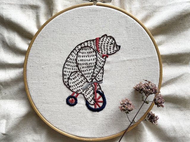 【動物刺繍】お出かけくまさんの刺繍レッスン