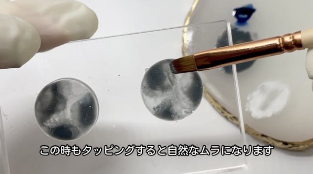 くすみブルーの大人天然石