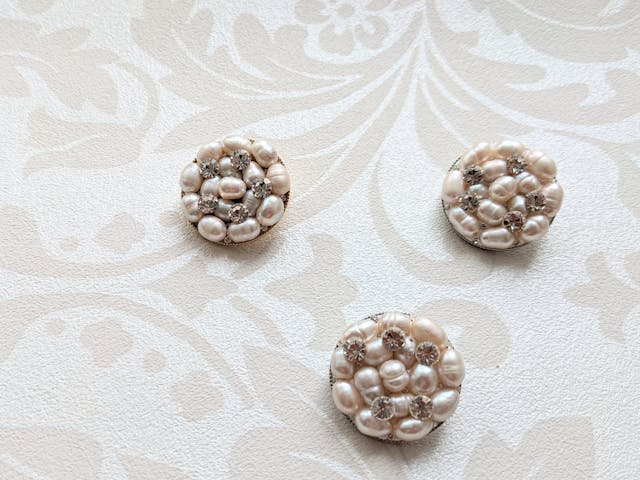 淡水パールのセレモニーブローチ