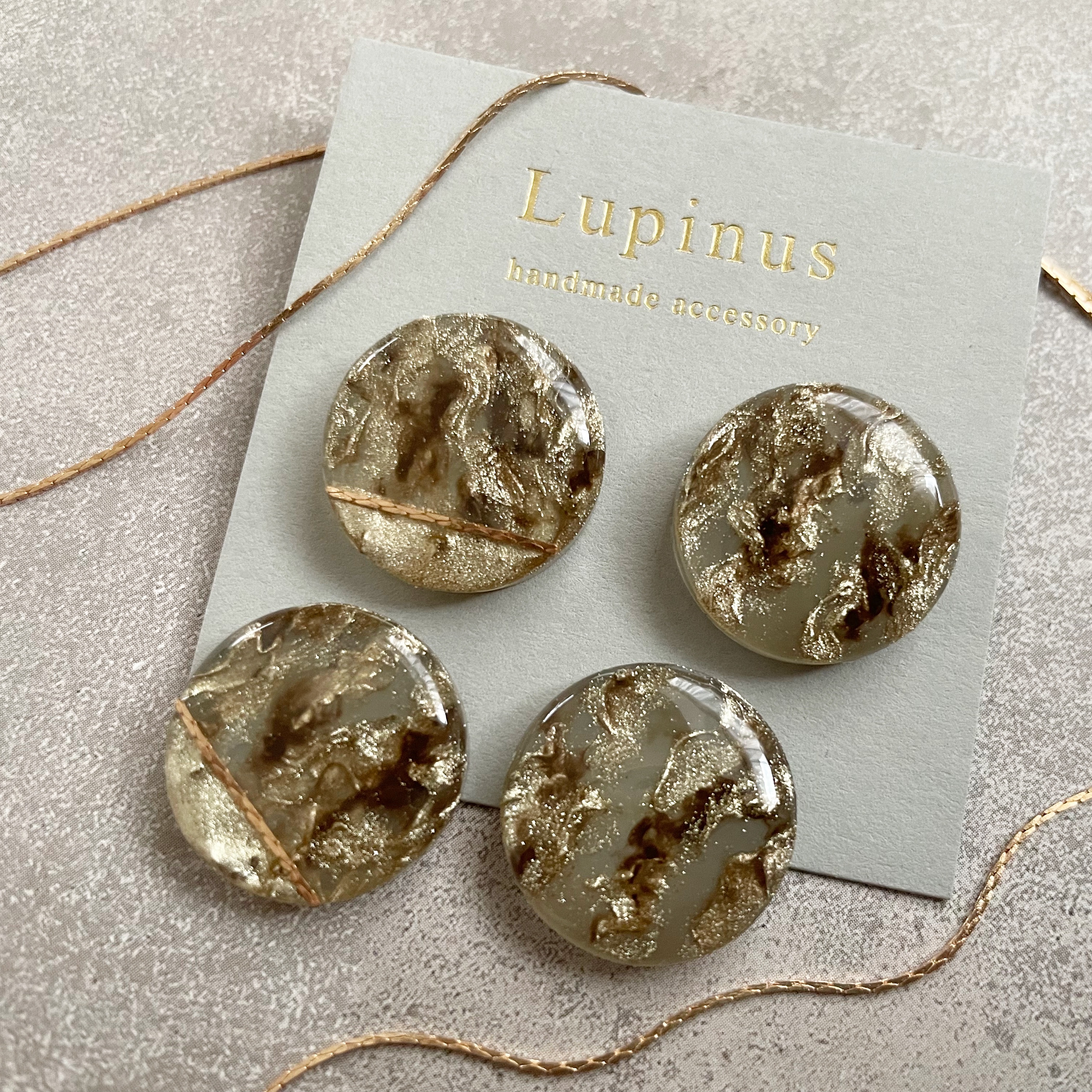 【レジンアクセサリー】ミラーパウダーで作る立体ニュアンス