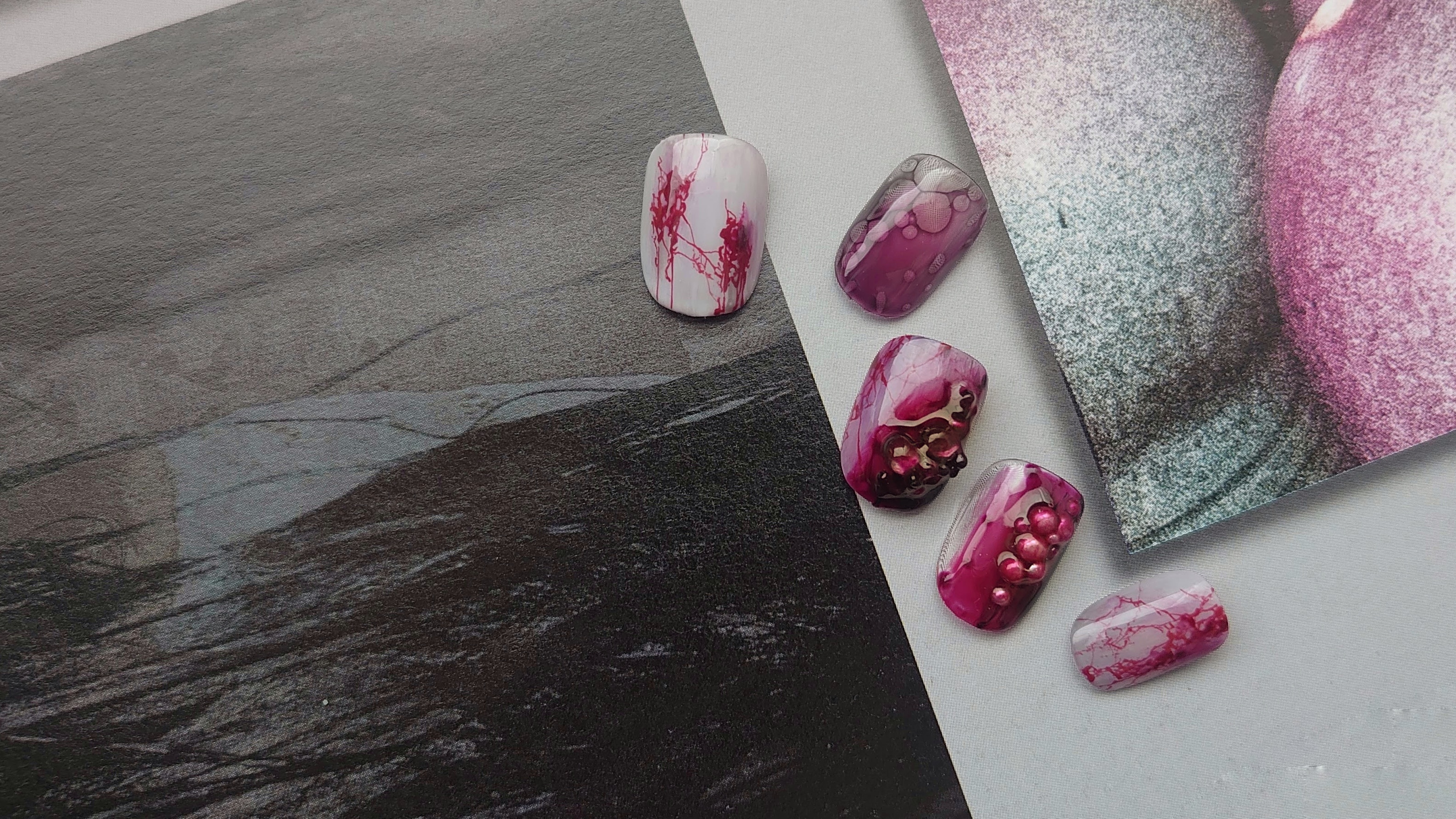 不気味で毒々しい毛細血管の描き方