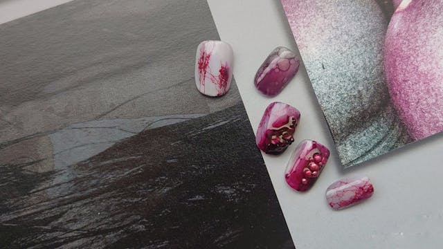 不気味で毒々しい毛細血管の描き方