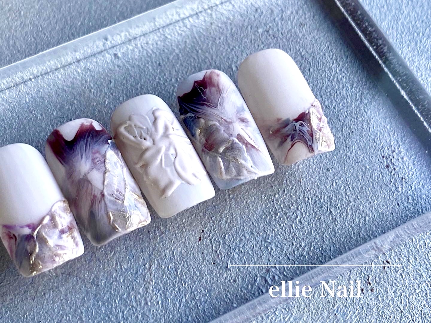 《個性派｜注目度up》結婚式や成人式にも◎映える陶器風ネイルの作り方　inspiration at  -陶器-  