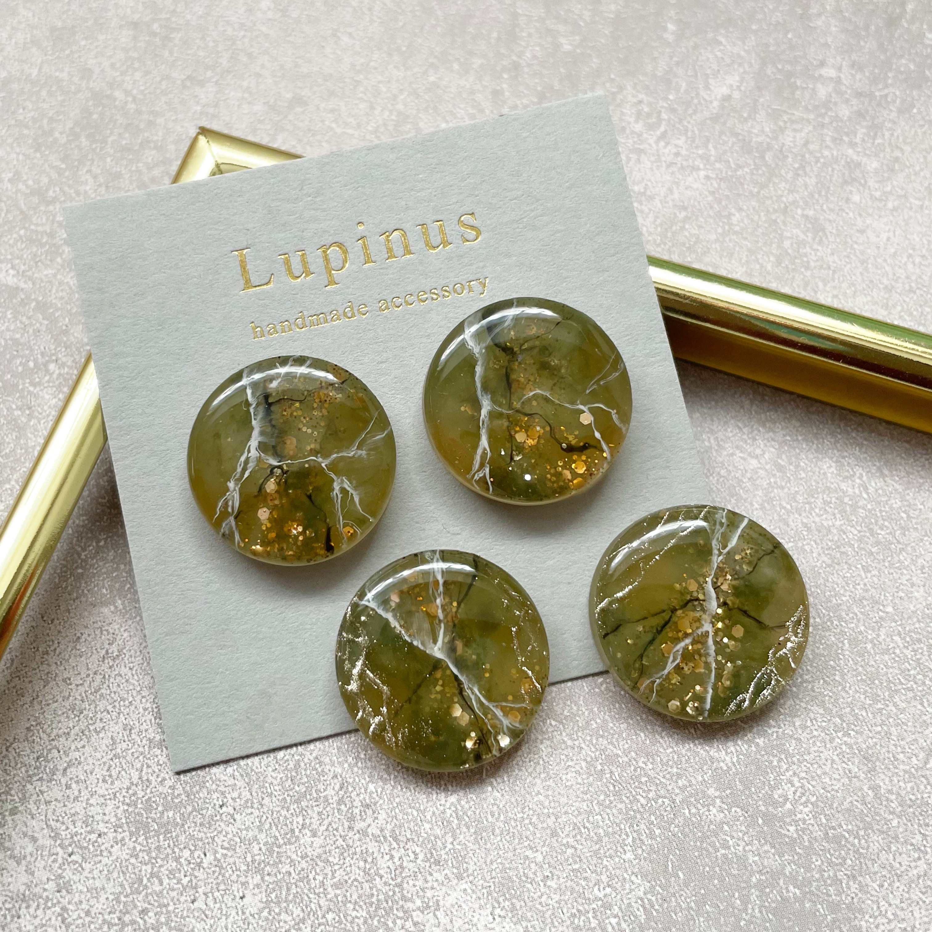 【レジン】キラキラ♪奥行き天然石の作り方