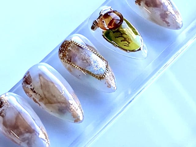 インスタで最も問合せの多かった《天然石ニュアンスネイル＆アクセサリー風ゴールドの作り方》inspiration at  -coast（ｺｰｽﾄ）-