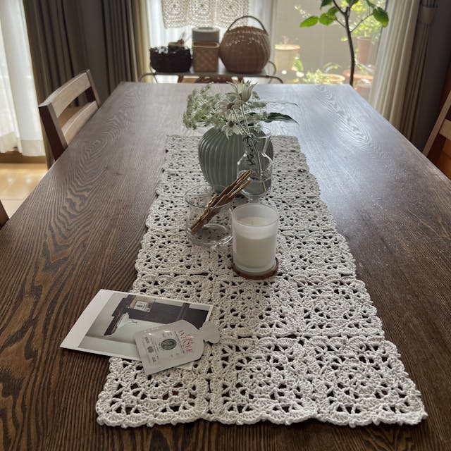 モチーフ編みのインテリアマット