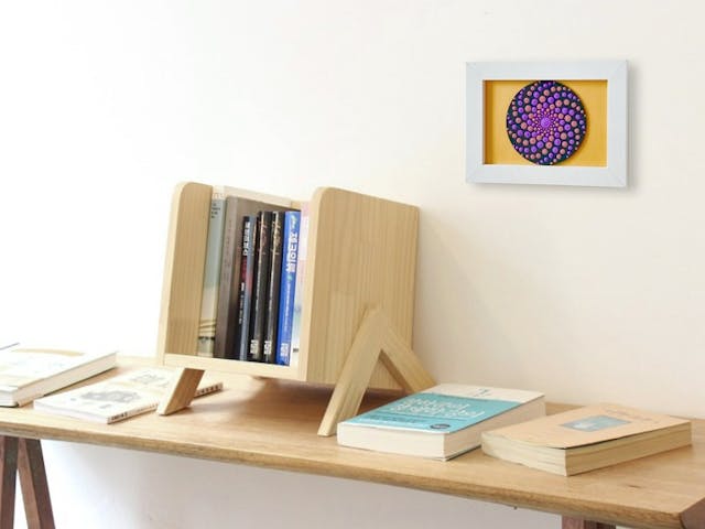 アクリル絵の具の点描で書く、神聖幾何学「スパイラル」の描き方