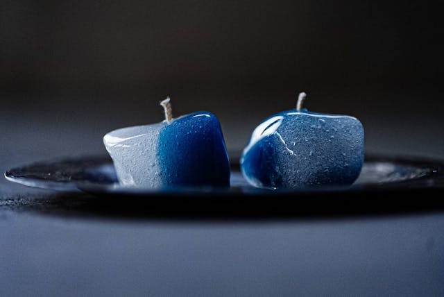 雨の日の灯し火【岬に降る雨】