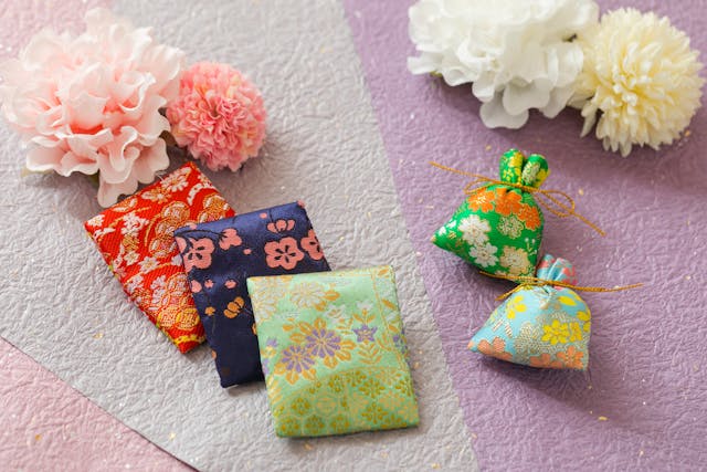 はじめてのお香づくり～さくらの香りの匂い袋レッスン～