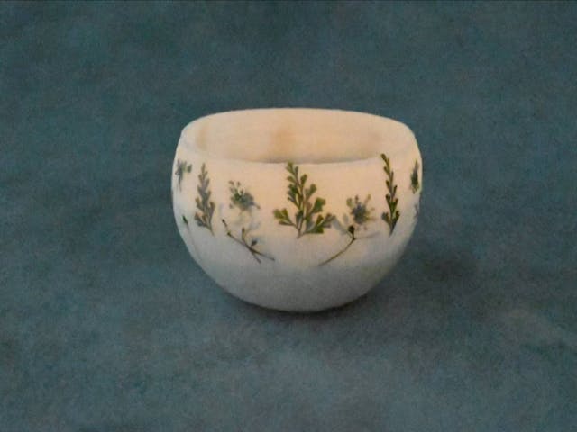 お風呂で浮かべて灯せる お花のフローティングキャンドルの作り方