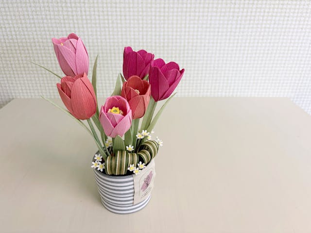 紙バンドでつくる チューリップポット
