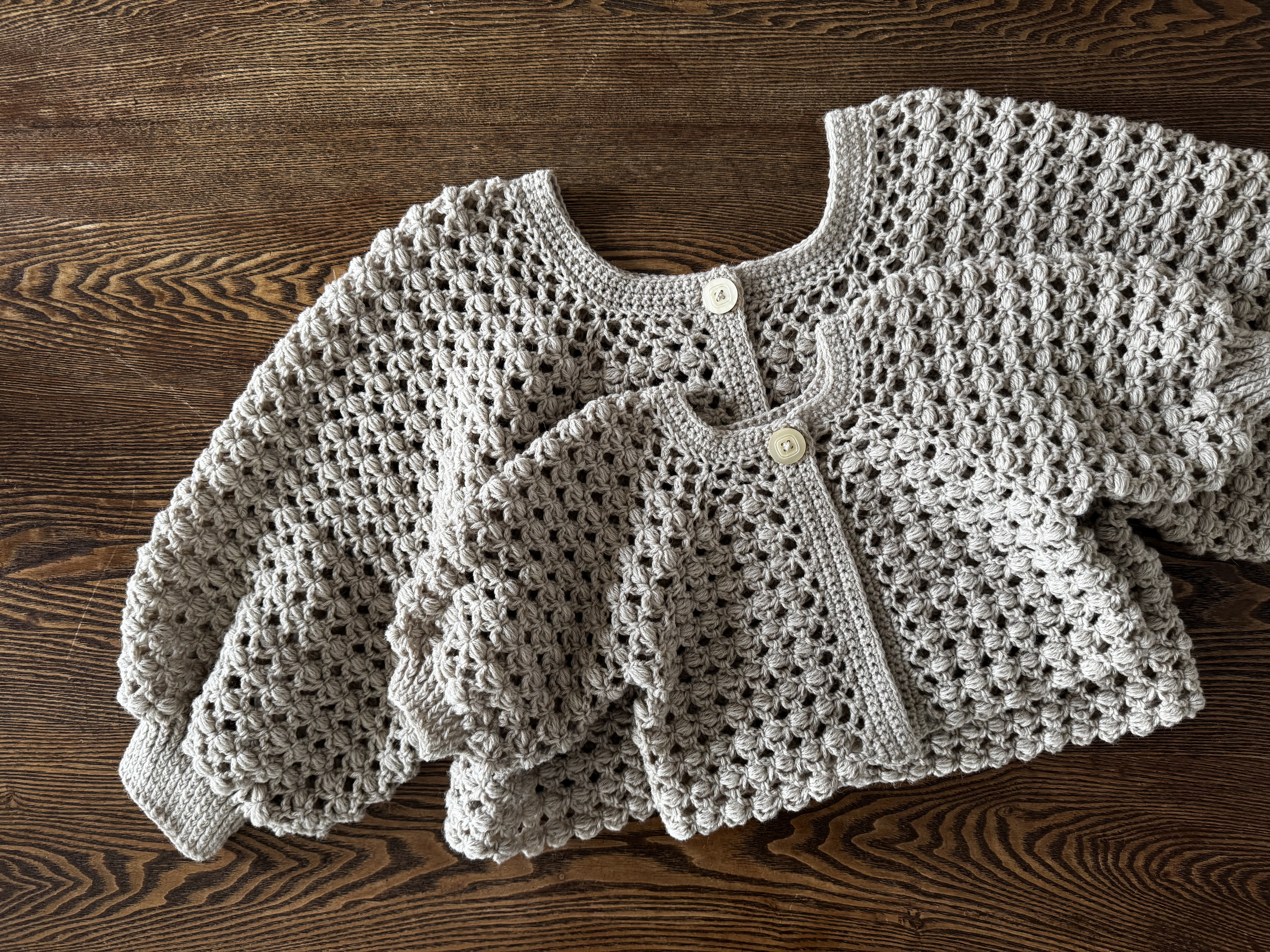 かぎ針編み ぽぽぽカーディガンの編み方【PDF編み図付】