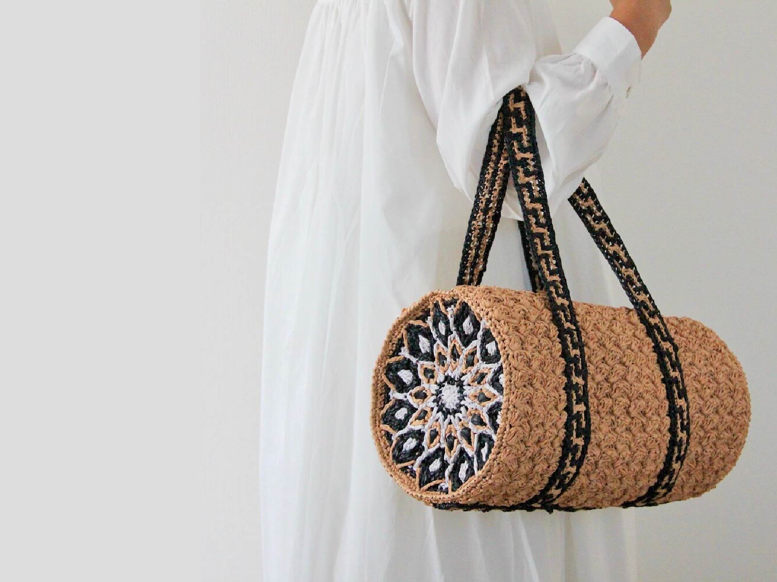 〈かぎ針編み〉曼荼羅ミニボストンの編み方【編み図付き】