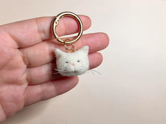 しろねこカラビナチャームの作り方