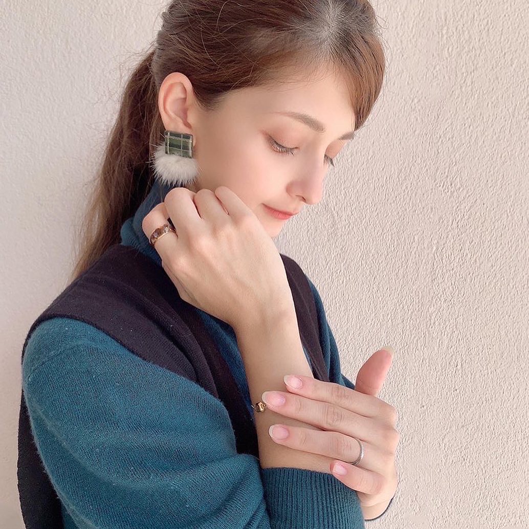 【レジン】チェック柄アクセサリーの簡単な作り方の紹介画像1