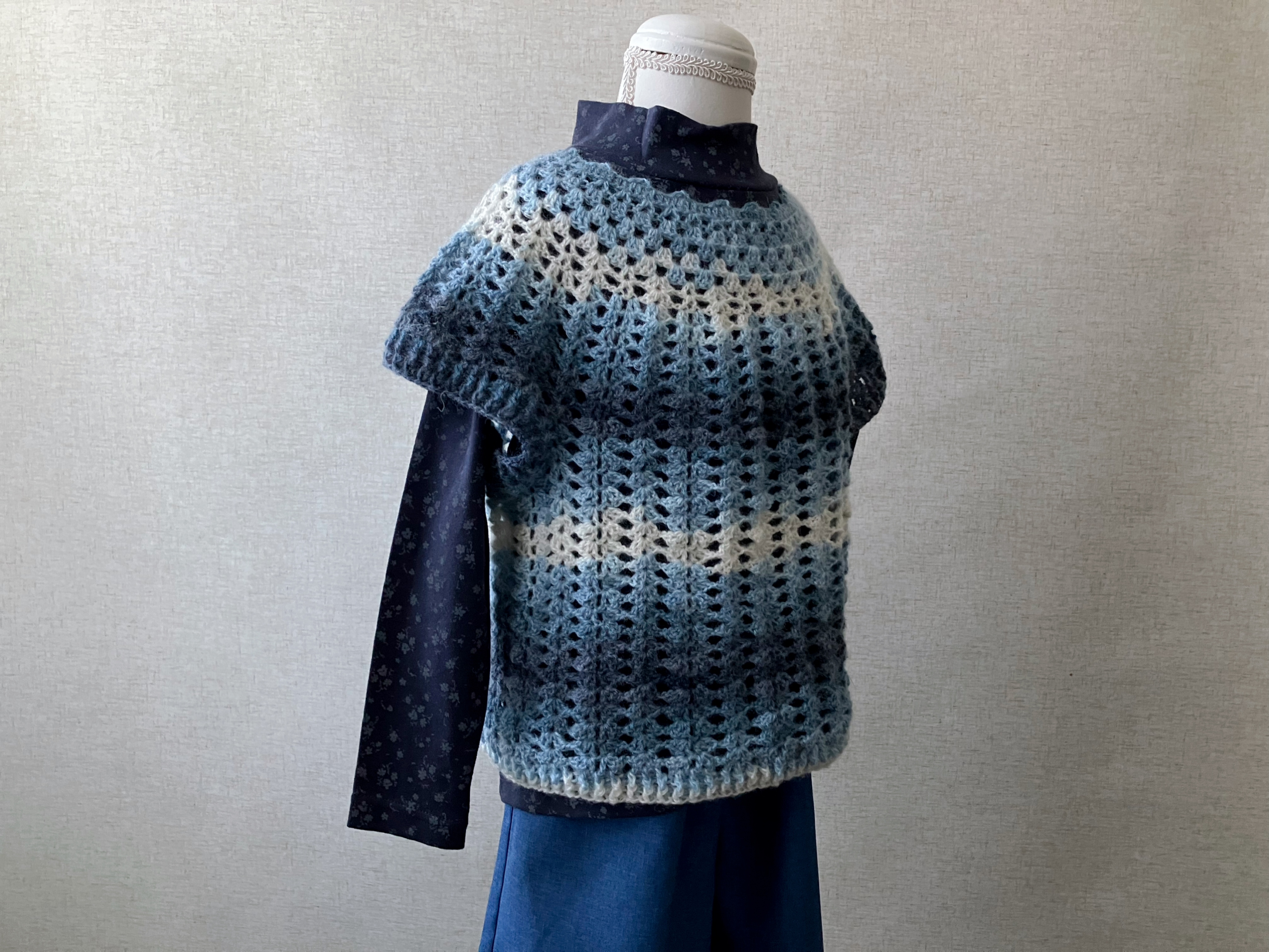 【PDF編み図付き】丸ヨークのポートネックベストの編み方の紹介画像2