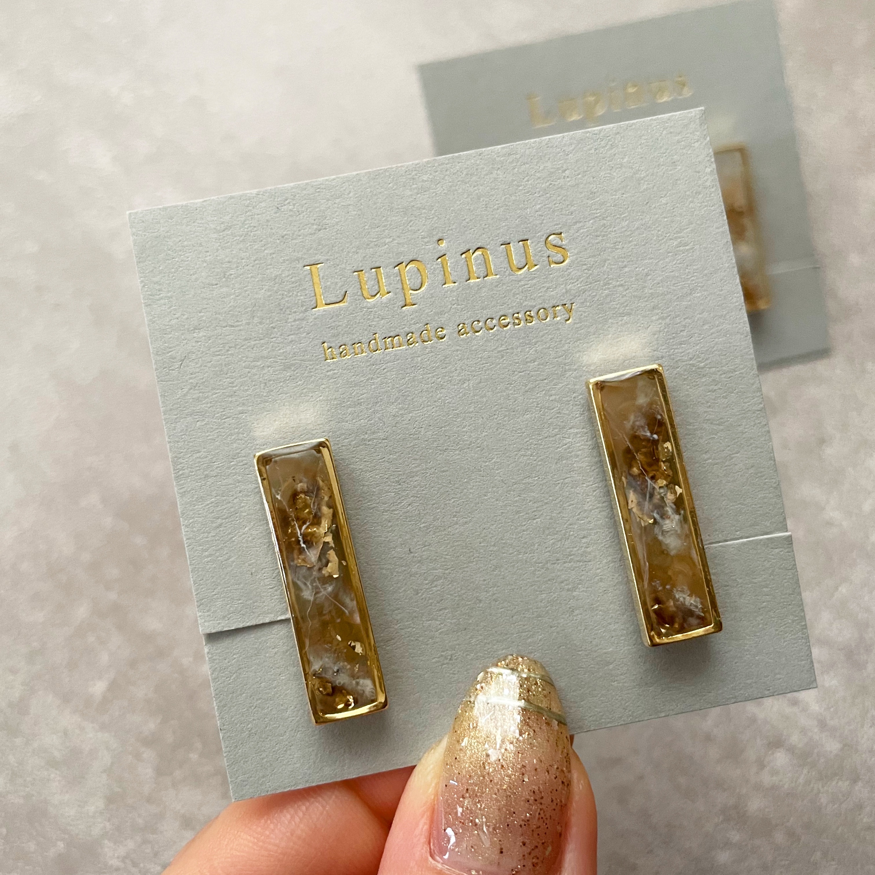 【レジン】金箔で作る天然石ニュアンスの作り方の紹介画像1