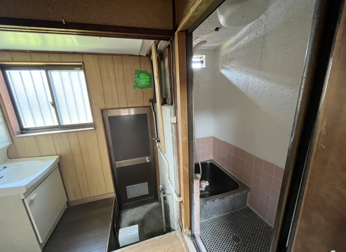 ネイルサロンのリノベ大公開 / 古民家をリフォームしサロンに❗️費用やインテリア、工夫した所クロス品番など…♡の紹介画像2