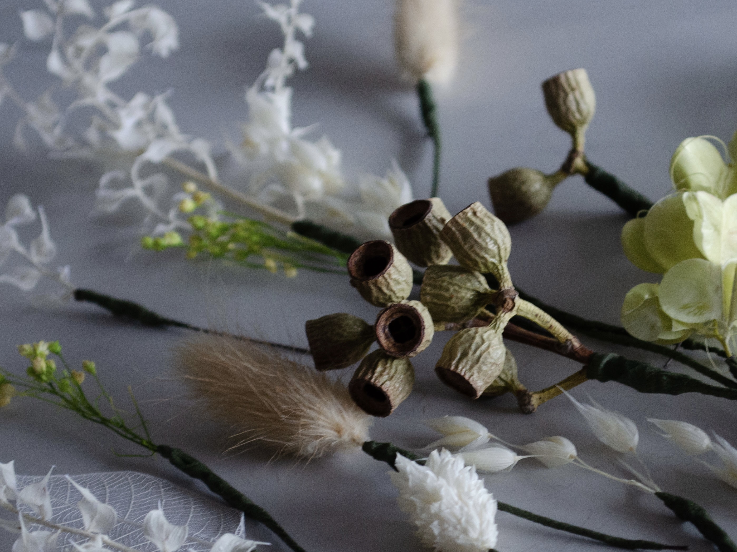 セレモニーにおすすめ ヘアピースとコサージュの作りかたの紹介画像1