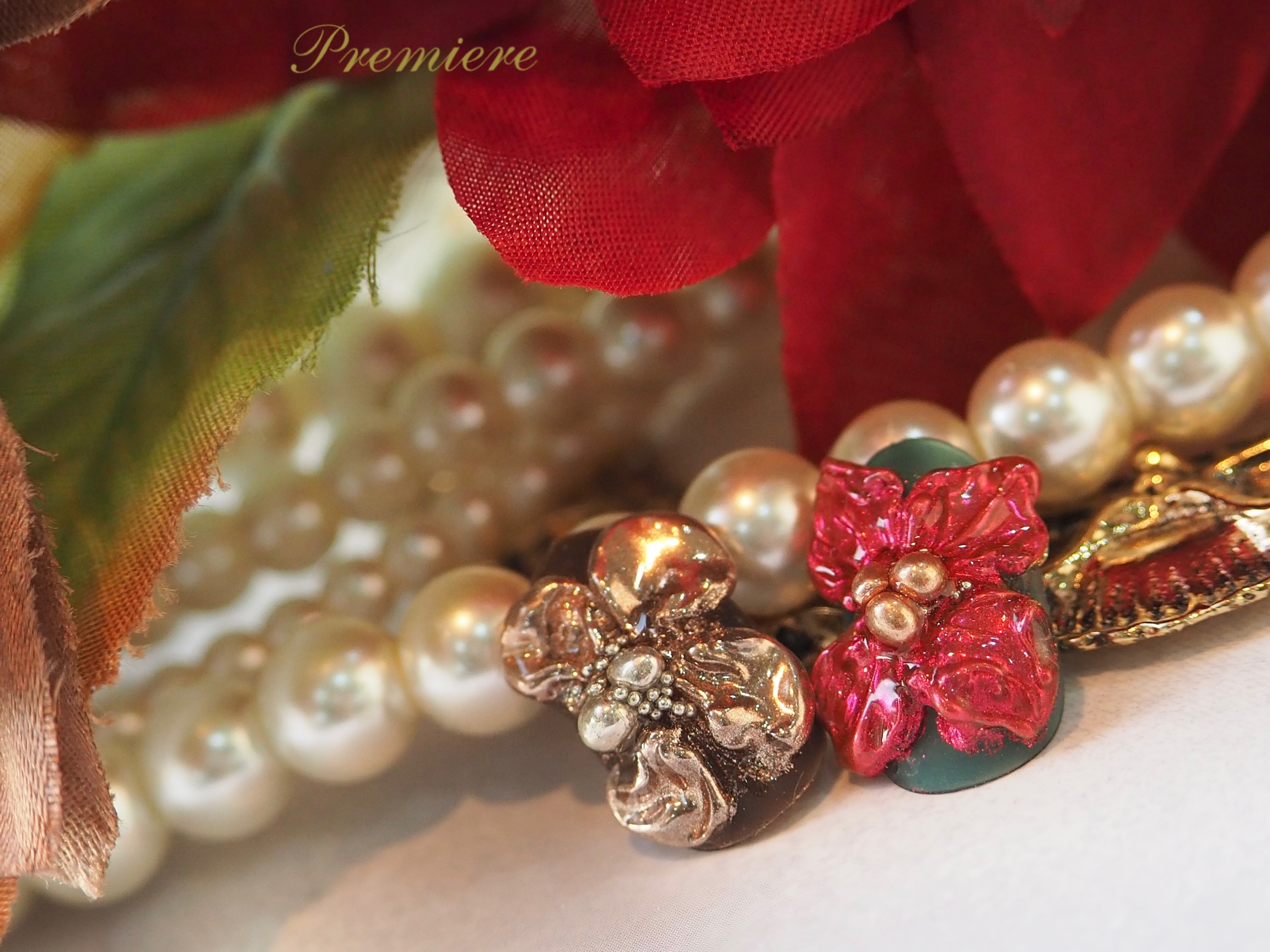 クレイジェル★ニュアンス＆メタルフラワー（ポインセチア）の紹介画像1