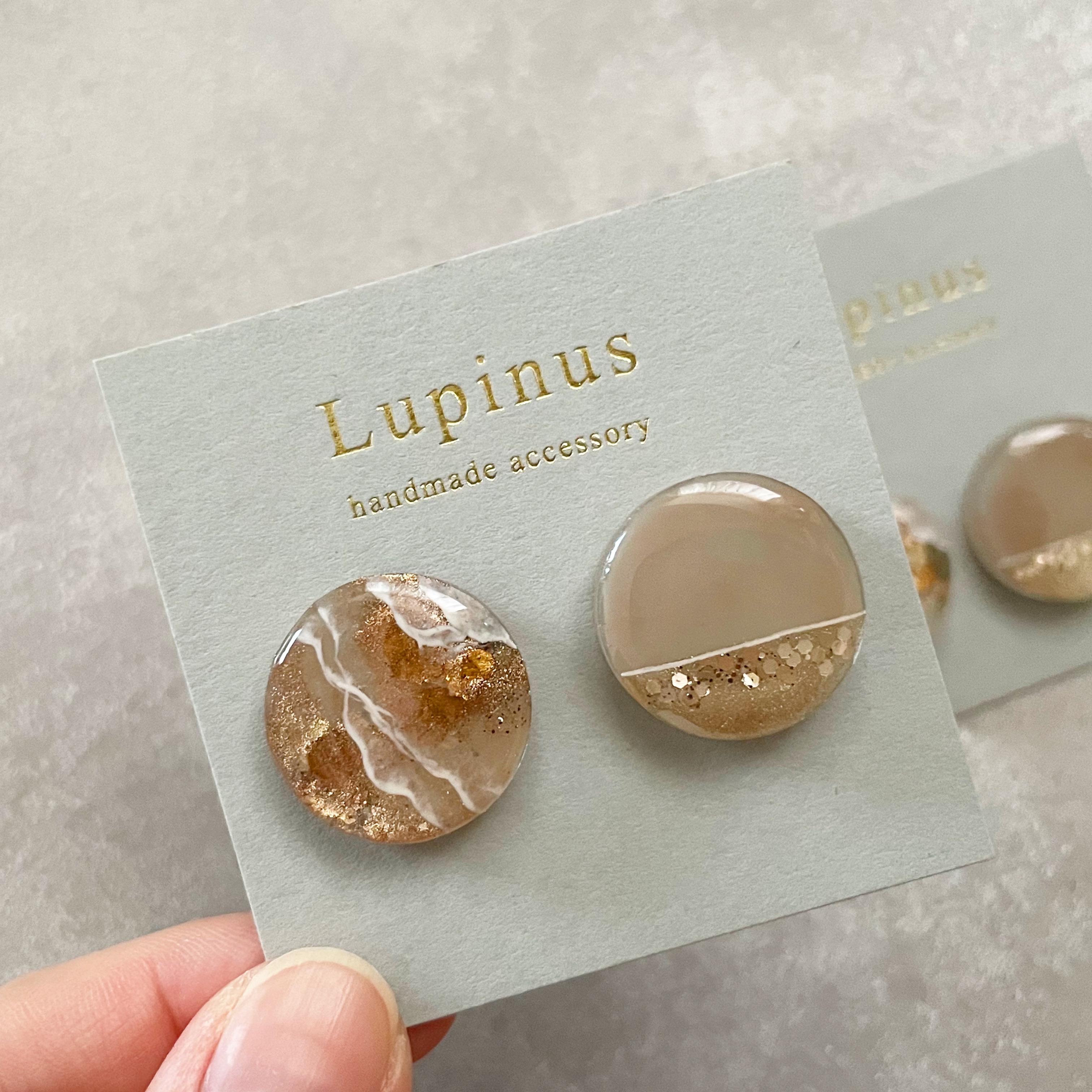 【レジン】ラメで作る♪奥行き天然石アートの紹介画像1