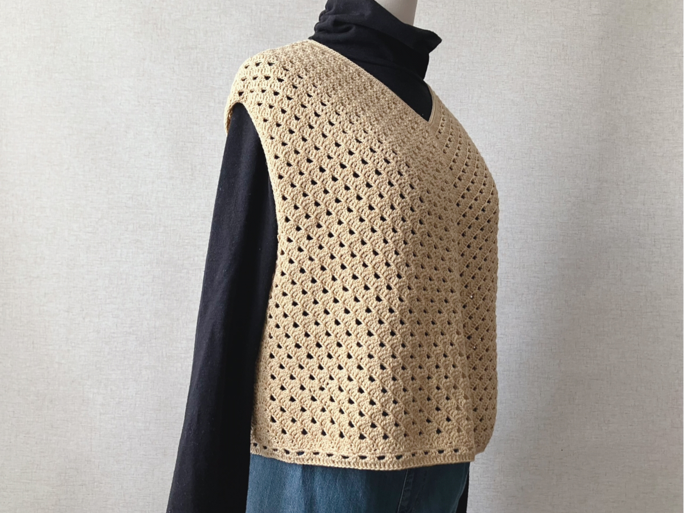 【PDF編み図付き】とじはぎなしの簡単Vネックの編み方の紹介画像1