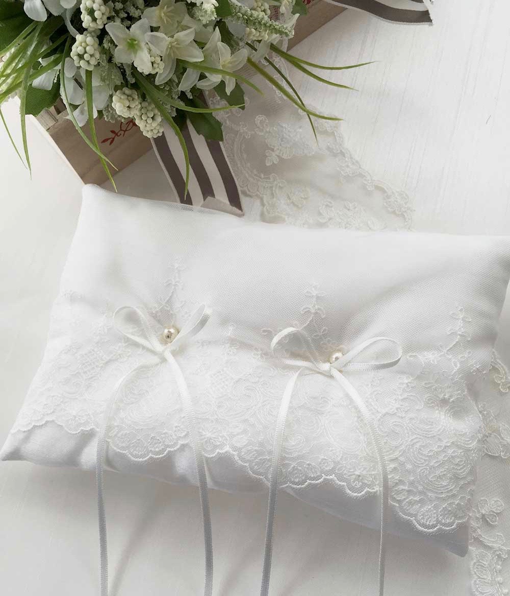 結婚式マストアイテム!リングピローの作り方の紹介画像1