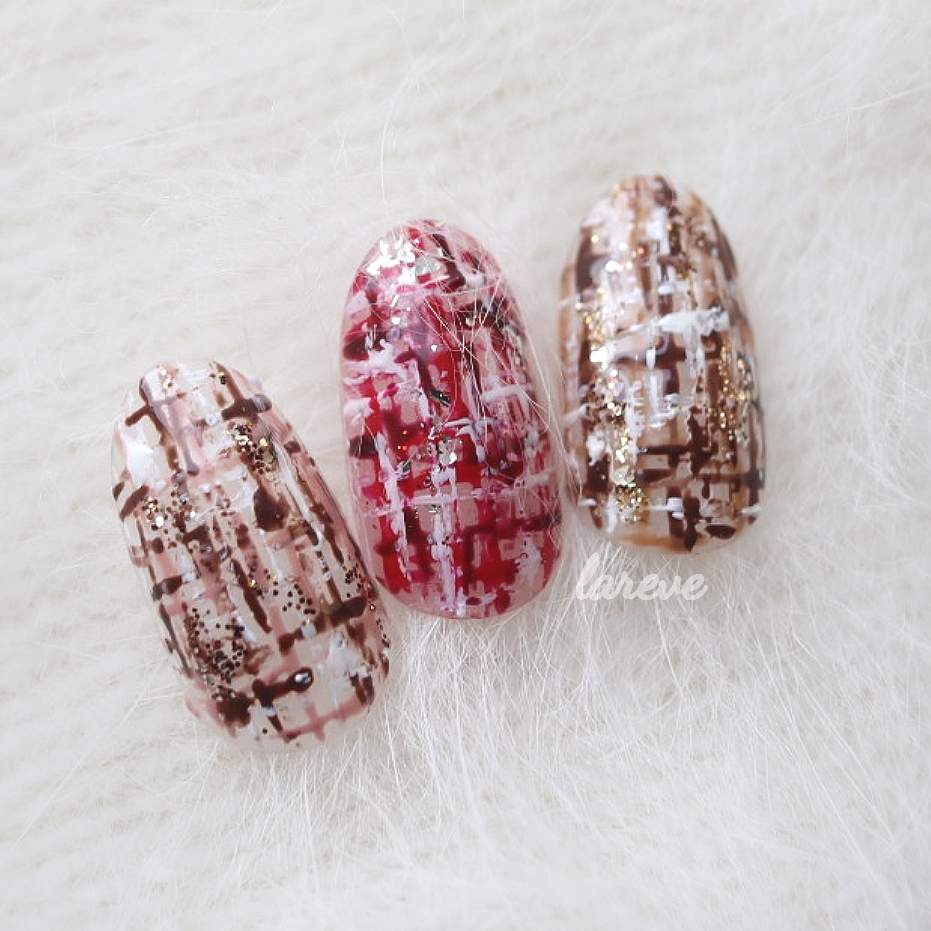 凸凹の質感を残してコーティングする！基本のツイード柄アートの紹介画像2