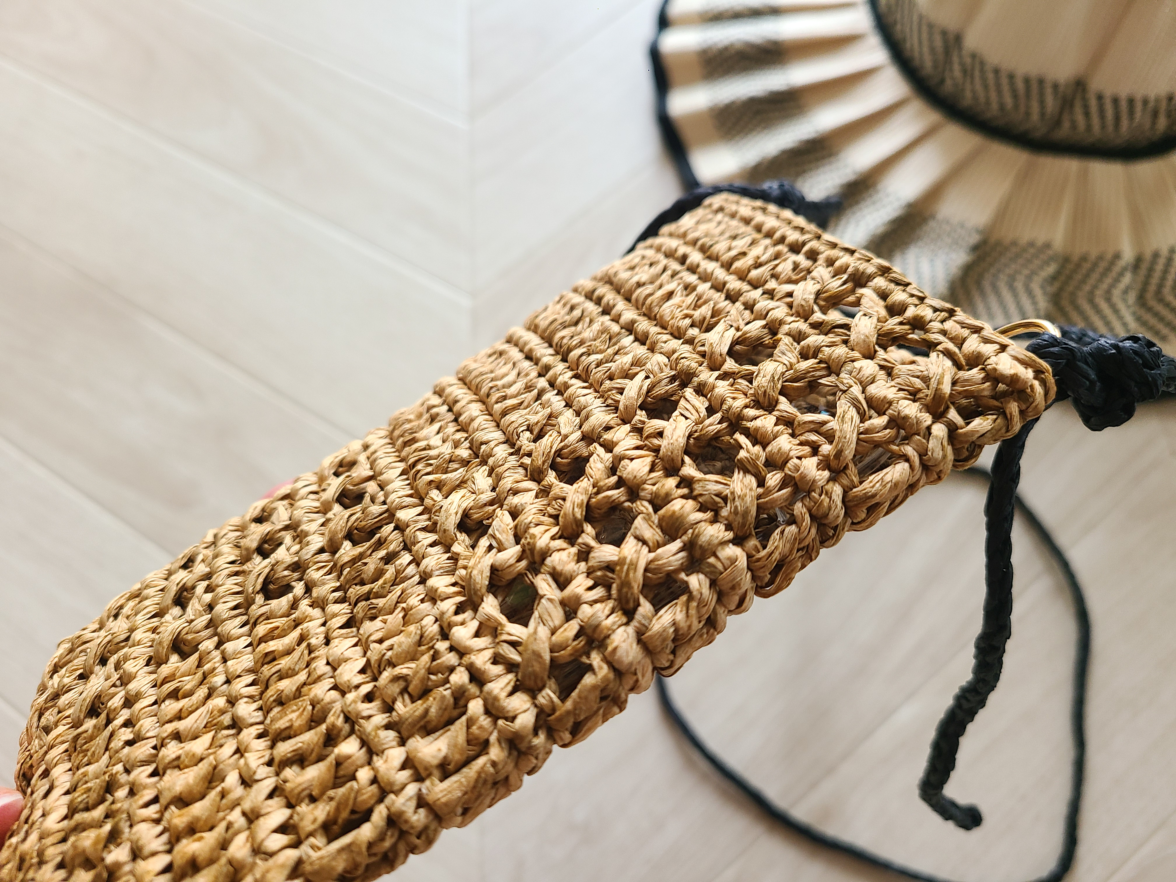 【編み図付き】ラタン風透かし模様 │ スマホポーチの編み方の紹介画像3