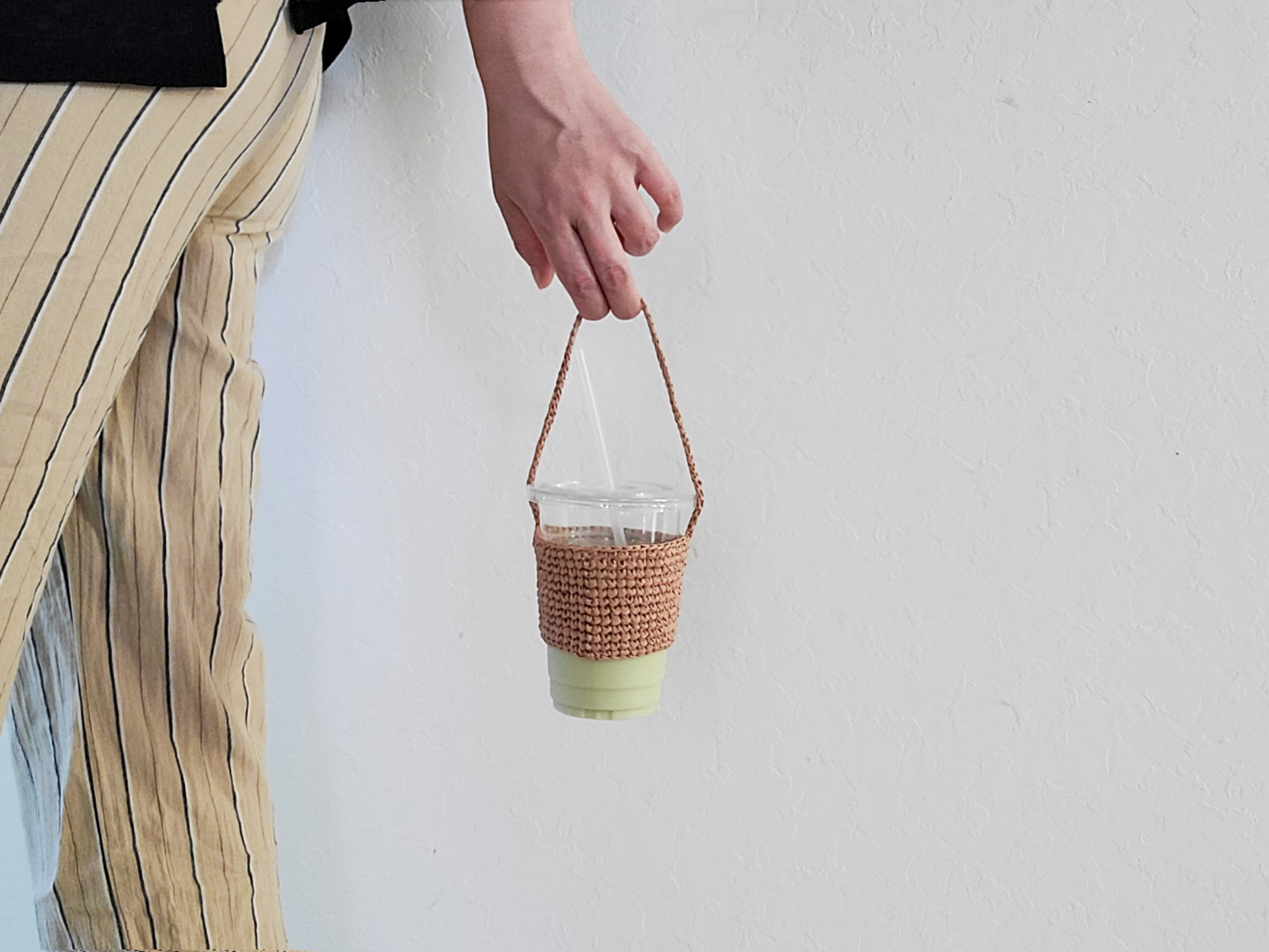 【編み図付き】かぎ針の基礎が学べる│カップホルダー(大)の編み方🥤for Beginnerの紹介画像1