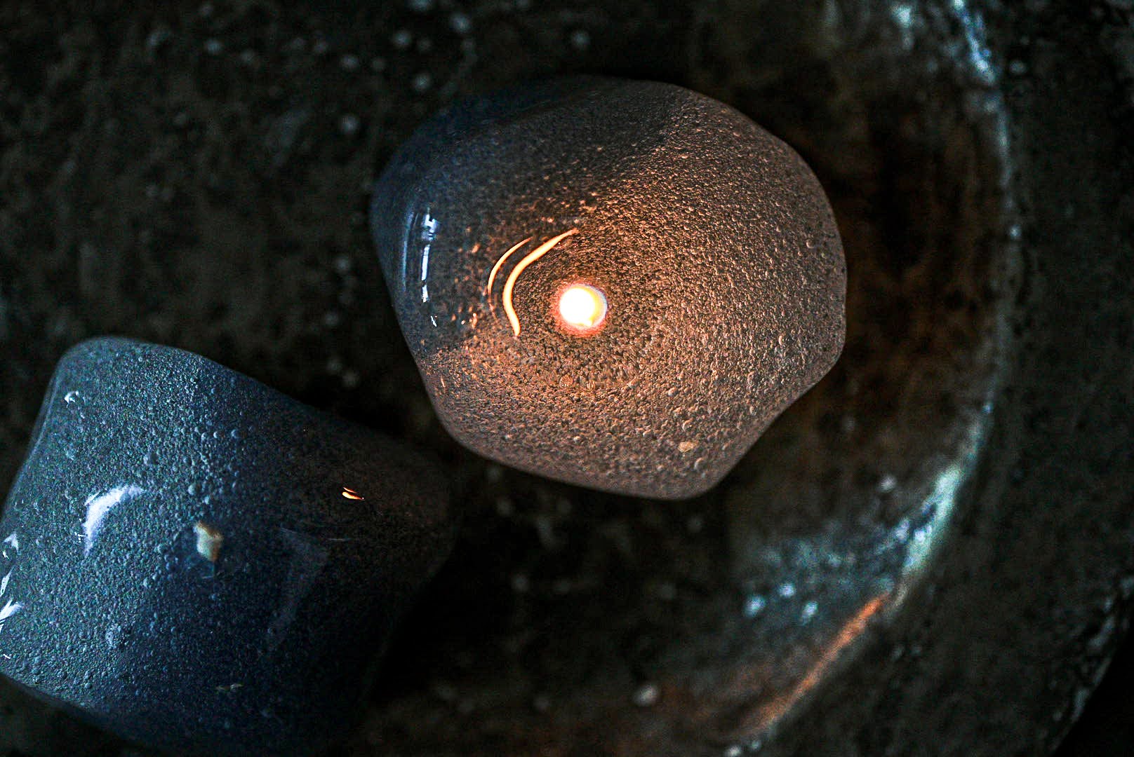 雨の日の灯し火【岬に降る雨】の紹介画像1