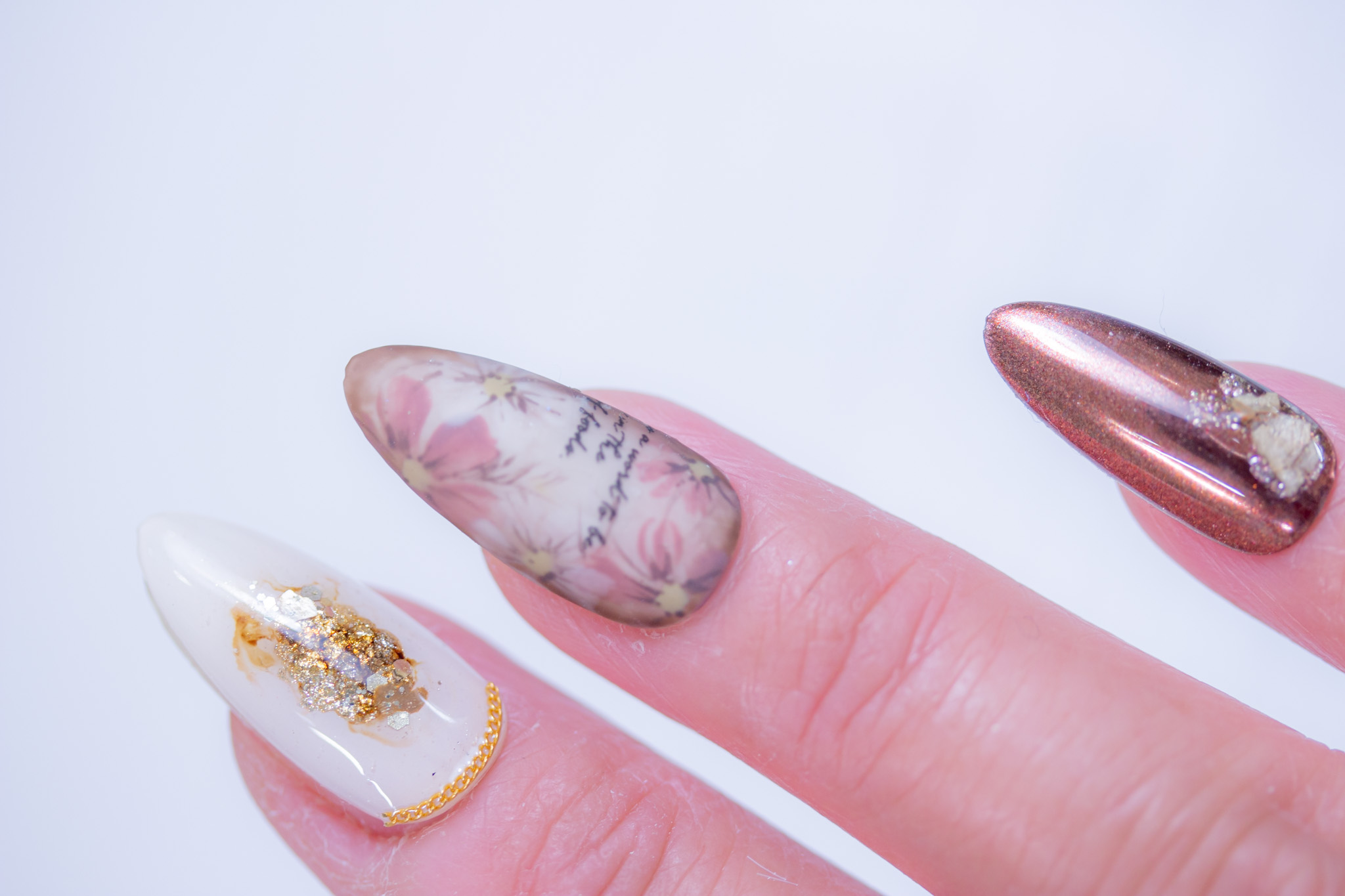 アンティークレトロなフラワーの描き方・サブアート解説付きの紹介画像1