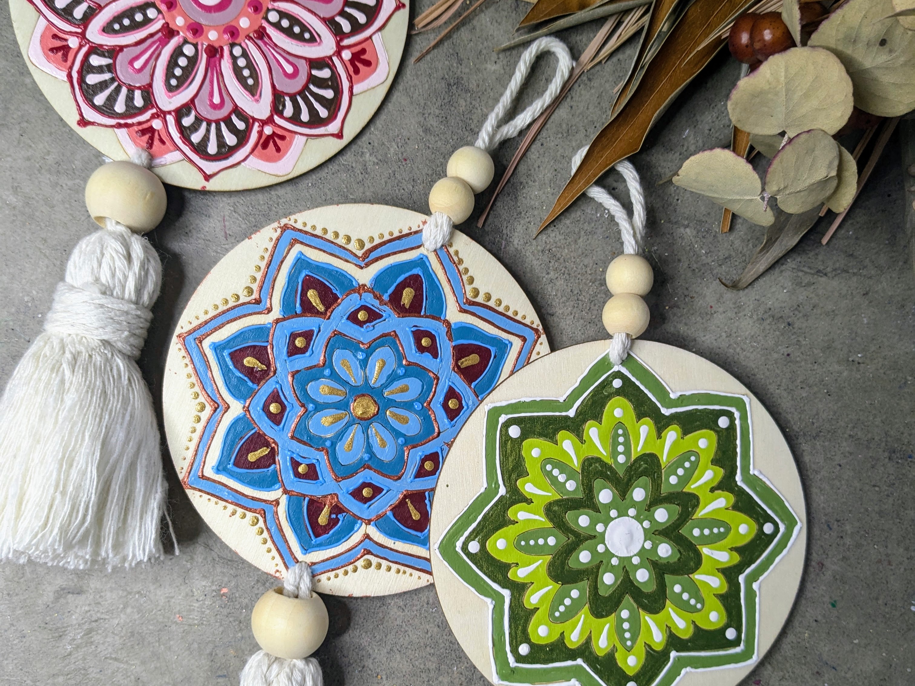 マンダラペイント＆タッセルハンギングクラフトの作り方の紹介画像1