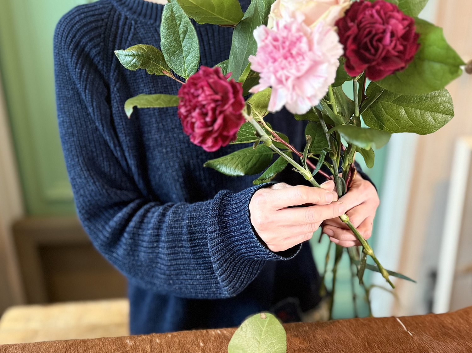 母の日! 初めてでも安心 カーネーションのスパイラルブーケ の紹介画像5