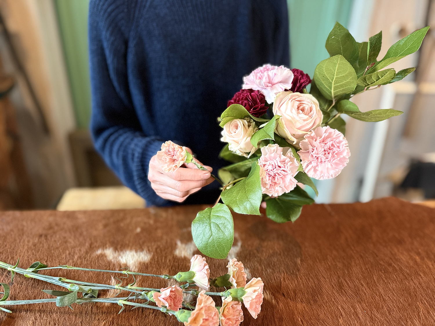 母の日! 初めてでも安心 カーネーションのスパイラルブーケ の紹介画像6