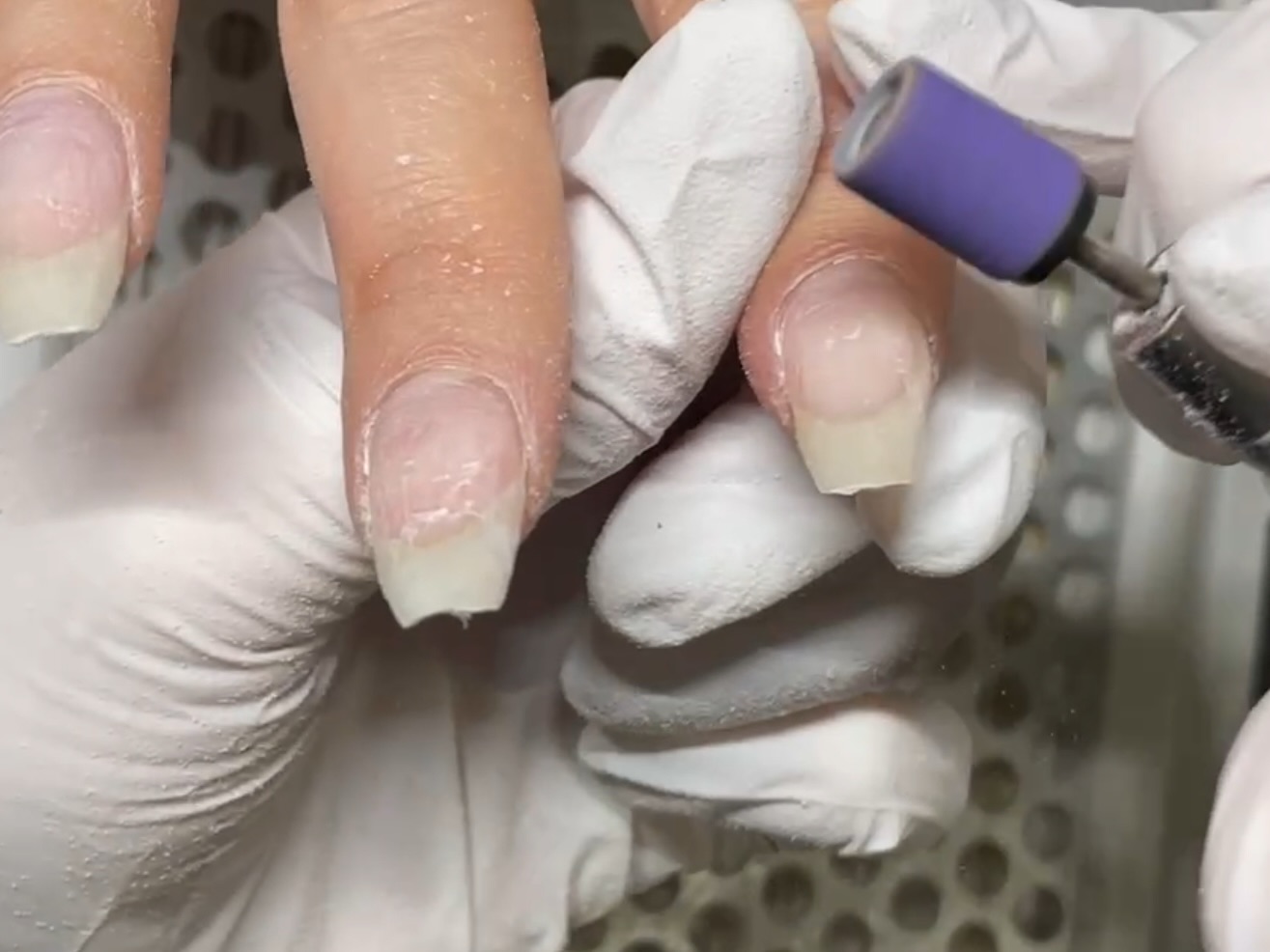 新人ネイリストの強い味方❕サロンワーク基礎完全マスター（ｵﾌ・ｹｱ・ｻﾝﾃﾞｨﾝｸﾞ・ﾌｧｲﾘﾝｸﾞ）の紹介画像1