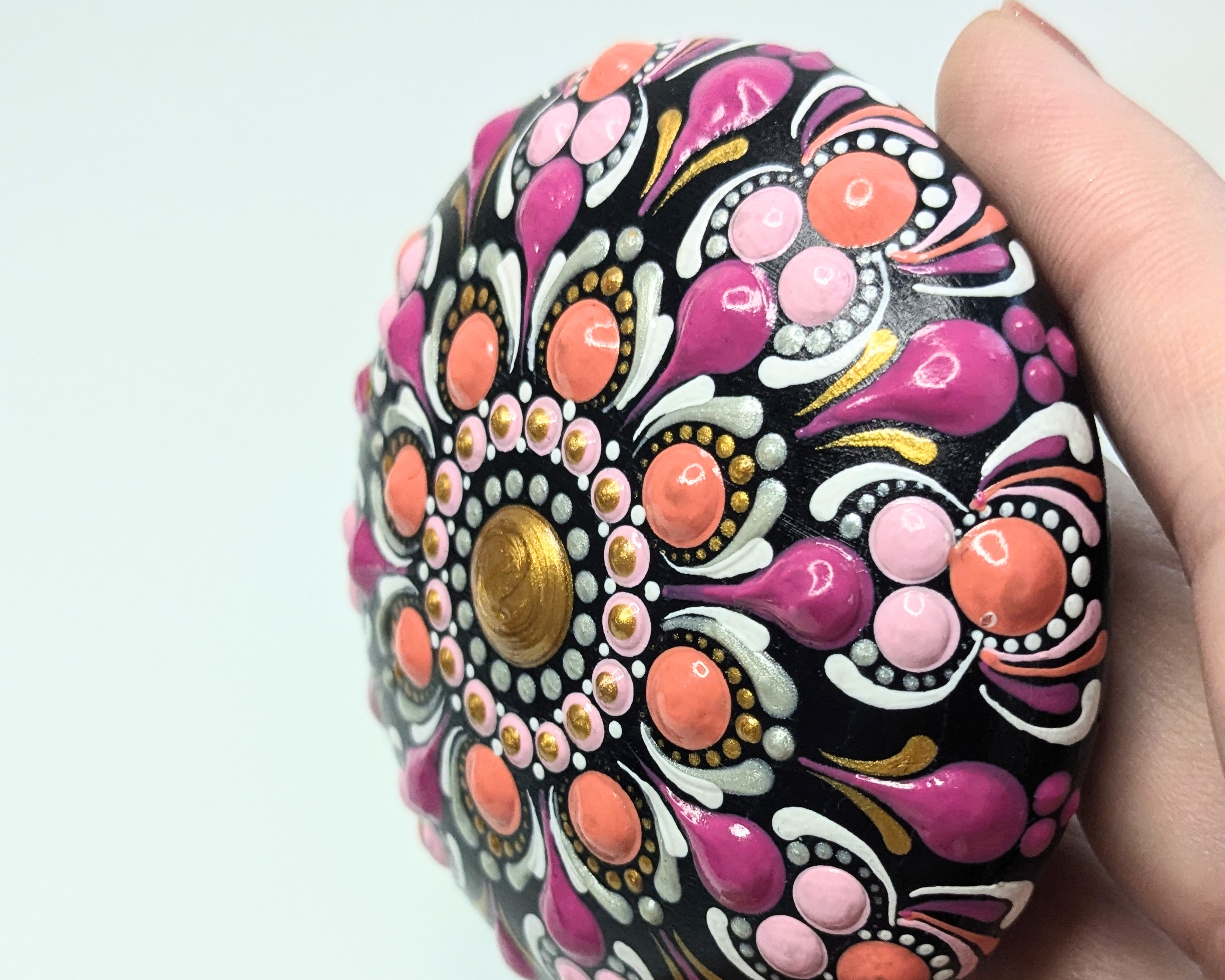 ぷっくりドットでつくるマンダラストーンの作り方の紹介画像2