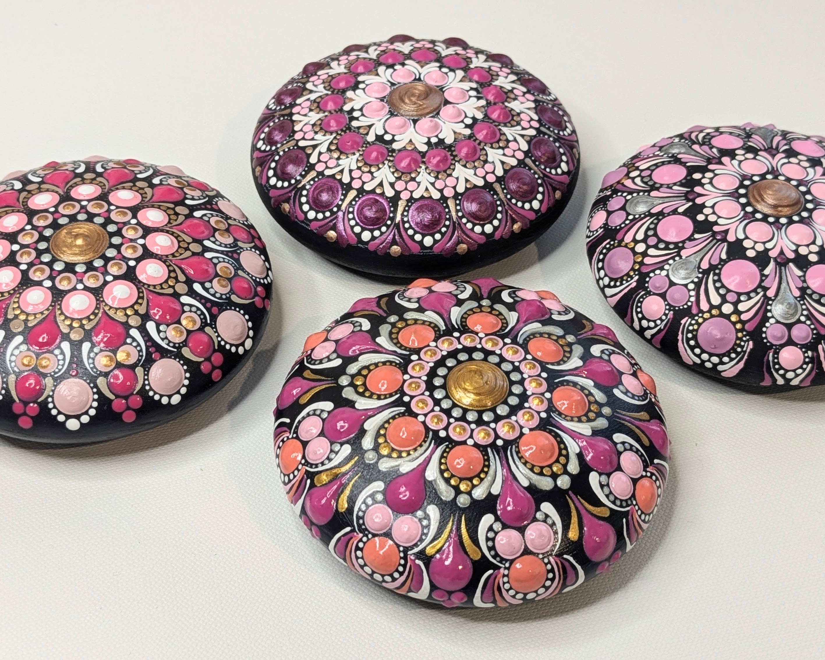 ぷっくりドットでつくるマンダラストーンの作り方の紹介画像5