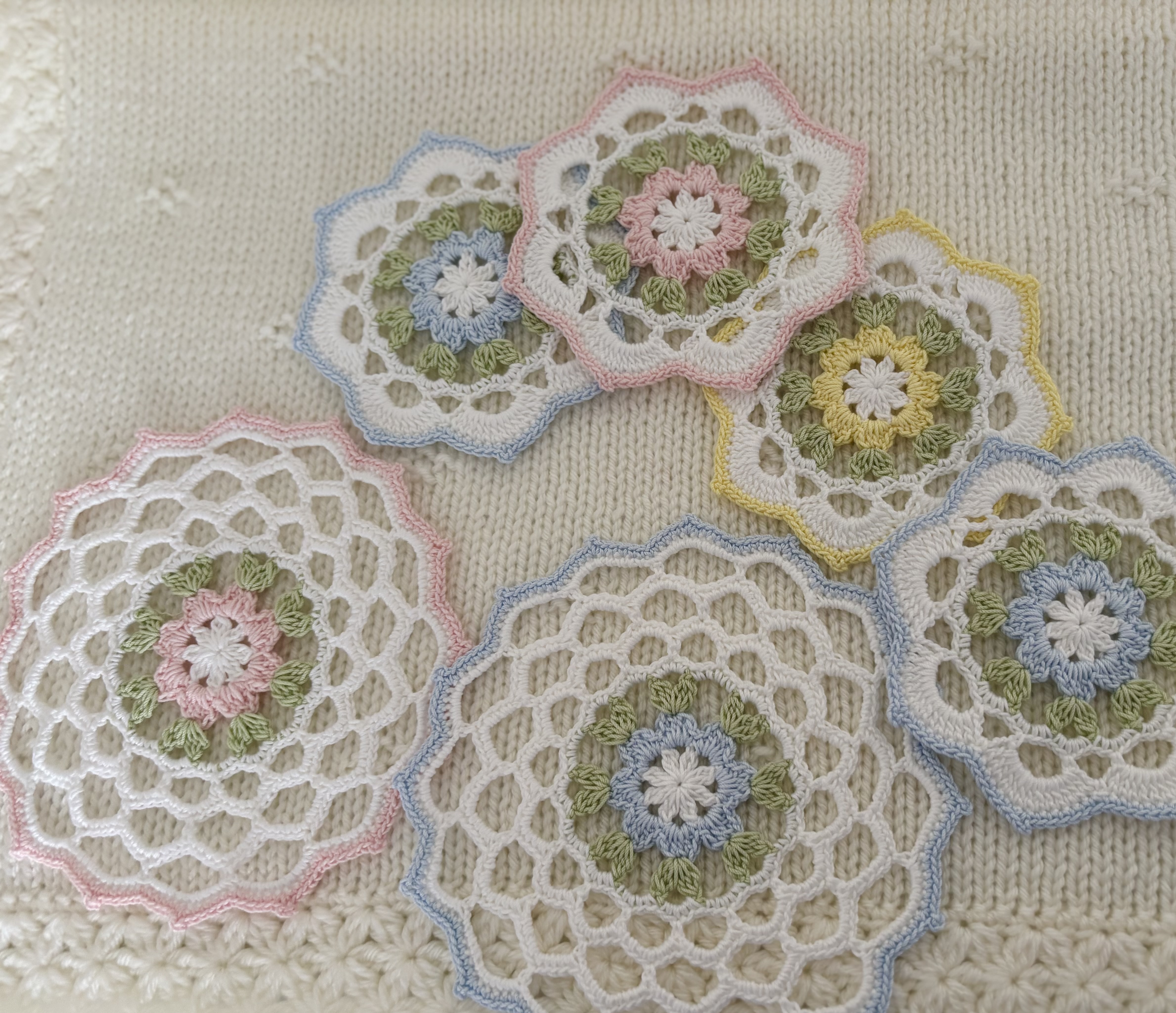 余り糸で楽しむ！お花コースター&ポットマット の編み方【PDF編み図付】の紹介画像2