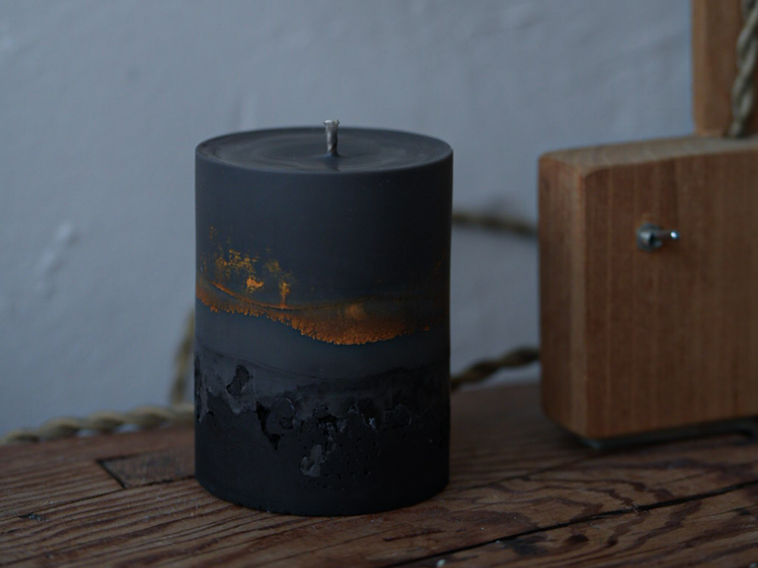 ブラックセメントキャンドルの紹介画像2