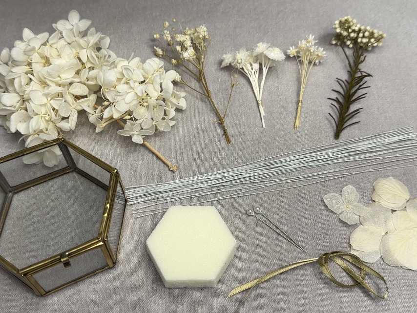 1回完結レッスン】ガラスケースリングピローの作り方 | FANTIST