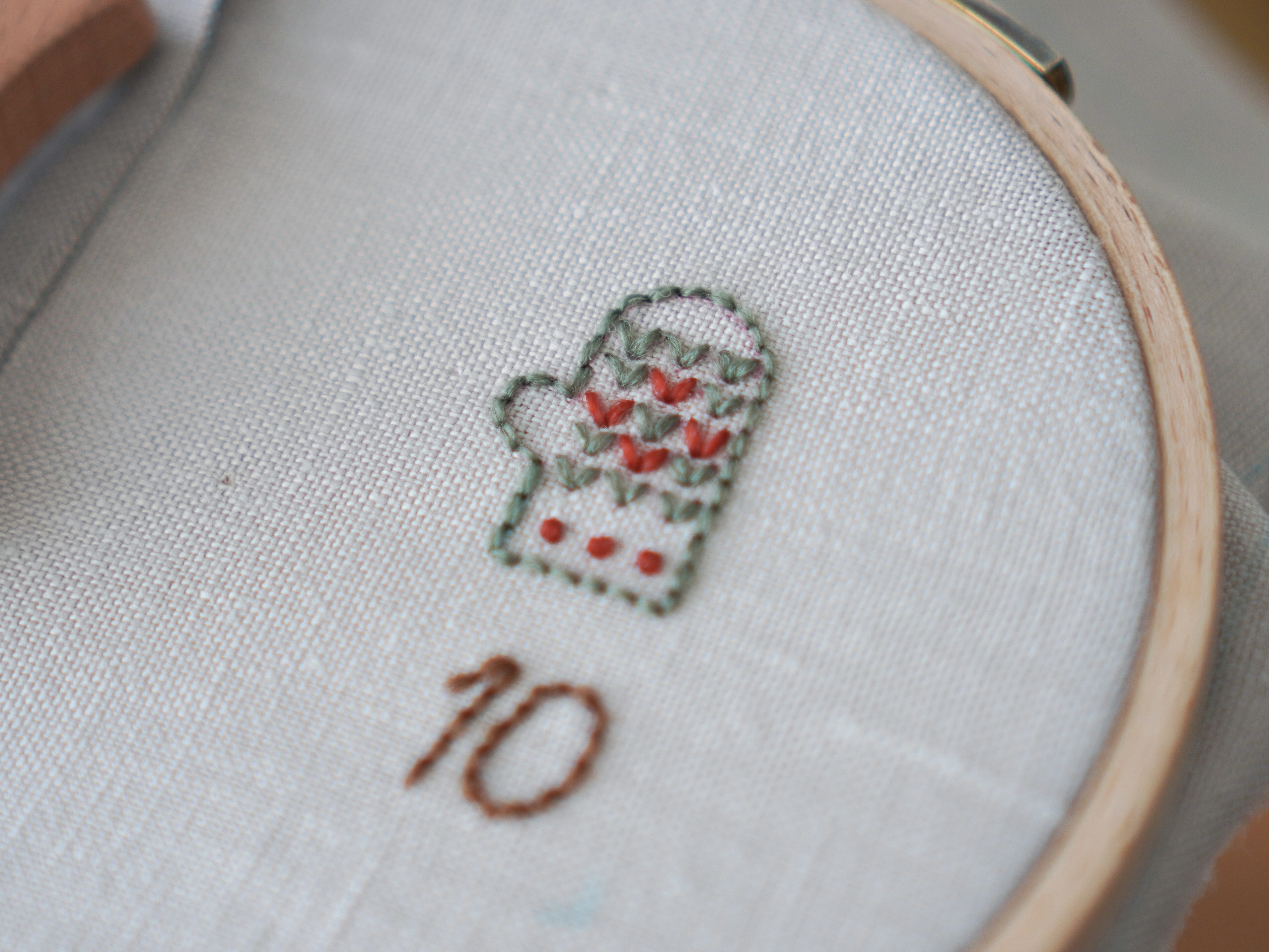 ウール刺繍糸で作る アドベントカレンダーの作り方の紹介画像10