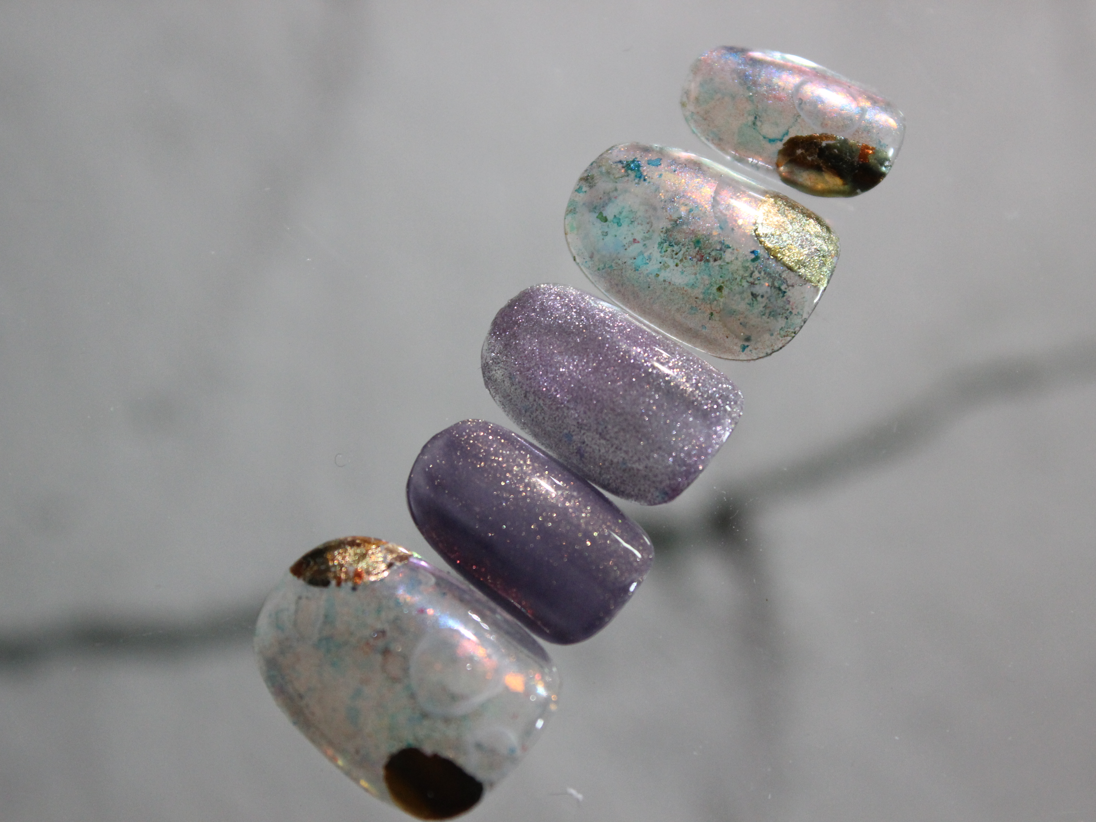 いろいろな素材を組み合わせた【dull-ダル-】アートの作り方の紹介画像1