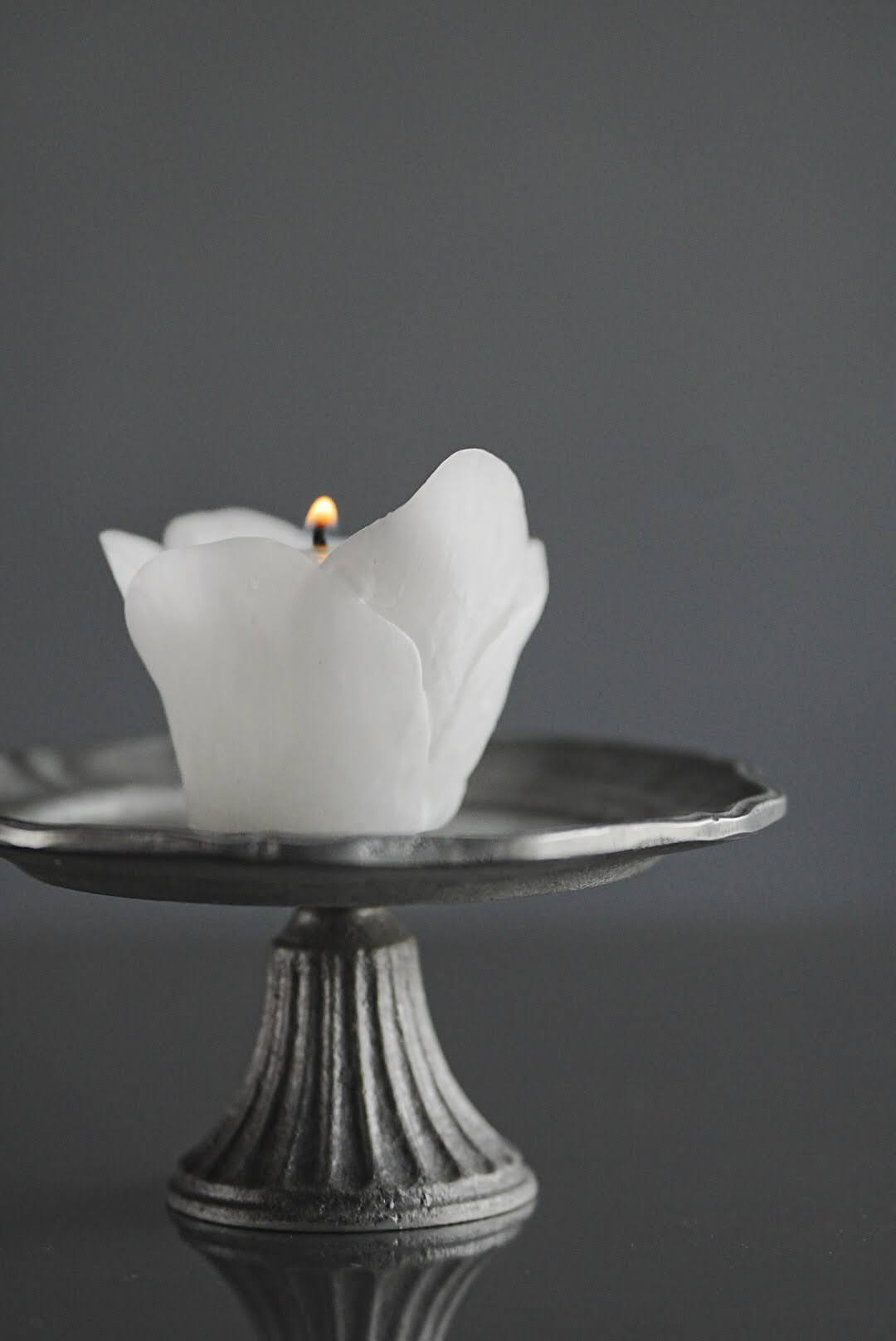 〈商用利用可・pdf付き〉雨の日に灯したい蝋燭【雨の日のために】の紹介画像1