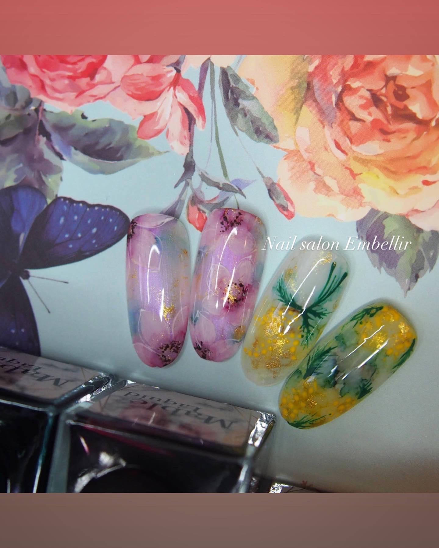 ニュアンスアートで作るミモザネイルの紹介画像1