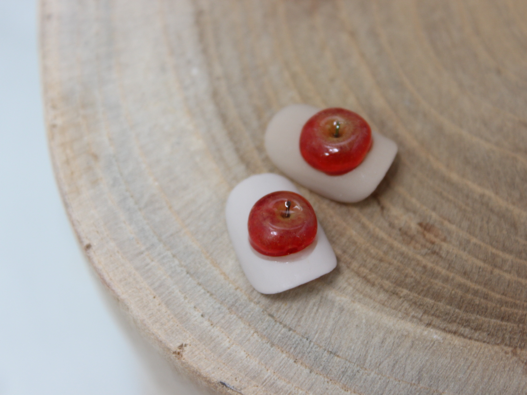 りんごのあたまネイルの作り方の紹介画像1