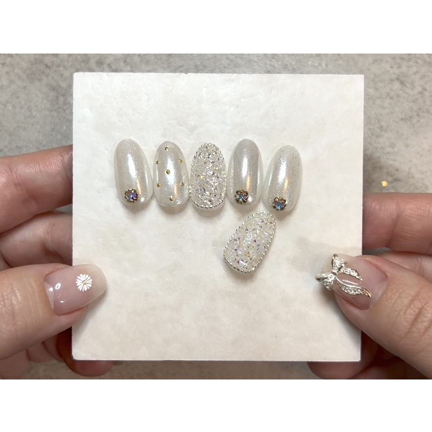 【秘密のジェルを使った】ピクシーの取れにくいつけ方の紹介画像1